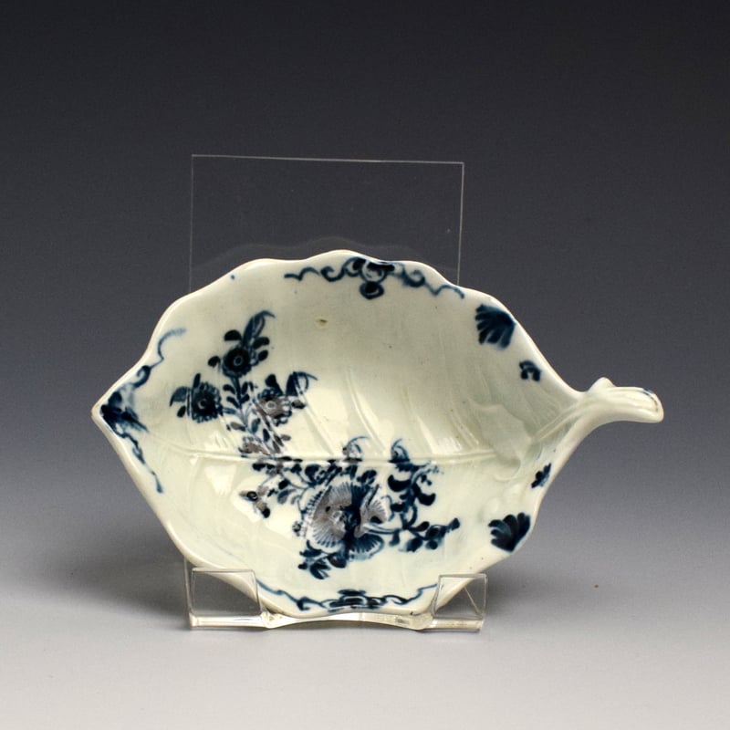 Floral Pattern Leaf Shape Pickle Dish c1770-80