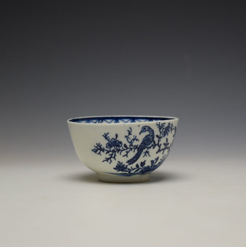 Lowestoft Two Peacock and Peony Pattern Teabowl and Saucer c1775-85 (3)