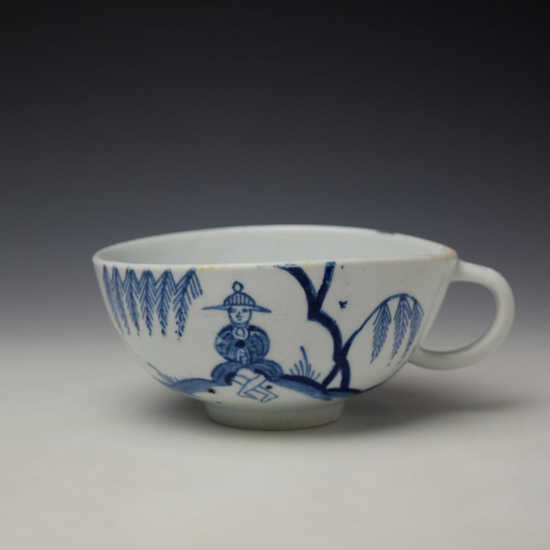 Very Rare Early Crossed Legged Chinaman Pattern Breakfast Teacup c1750-52 Ex Sutherland Collection