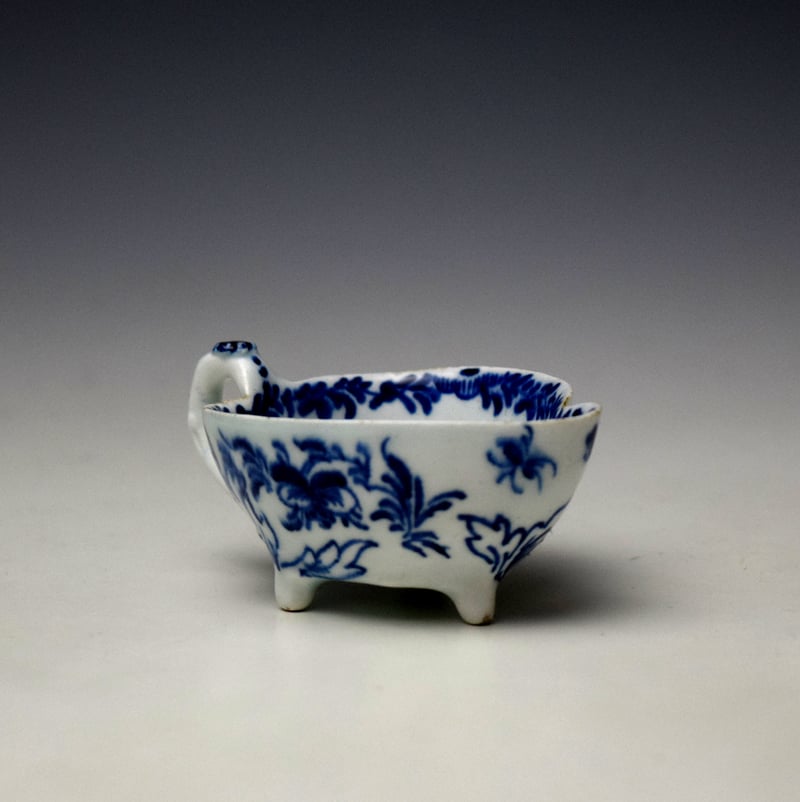 Bow Floral Pattern Peach Shaped Butterboat c1765-70 (6)