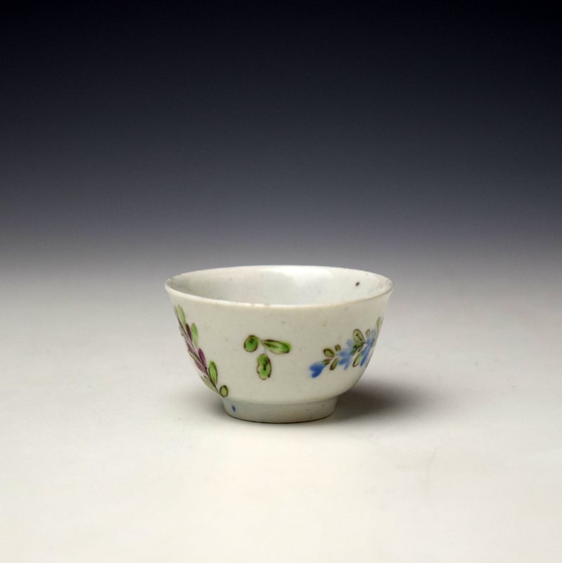 Bow Floral Pattern Toy Teabowl c1760 (2)
