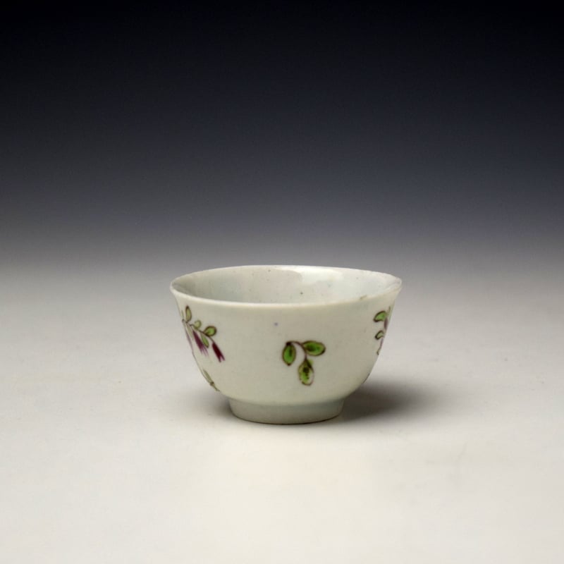 Bow Floral Pattern Toy Teabowl c1760 (4)
