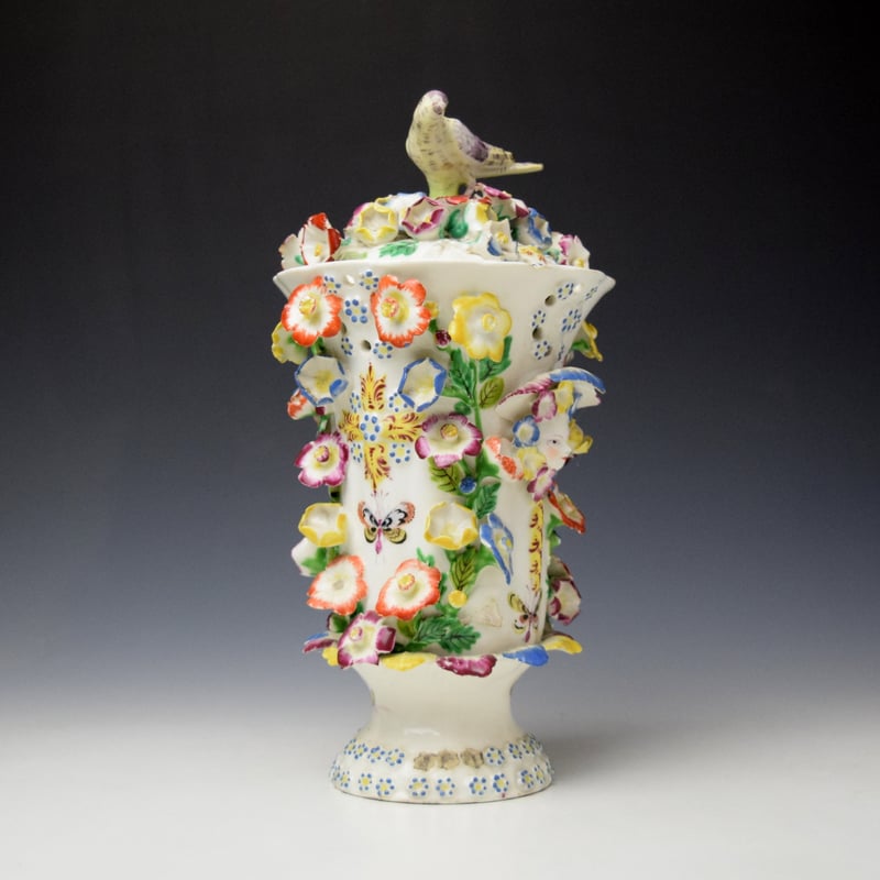 Bow Frill Vase and Cover c1760 (2)