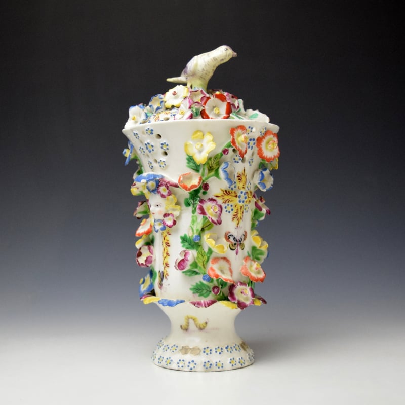 Bow Frill Vase and Cover c1760 (4)