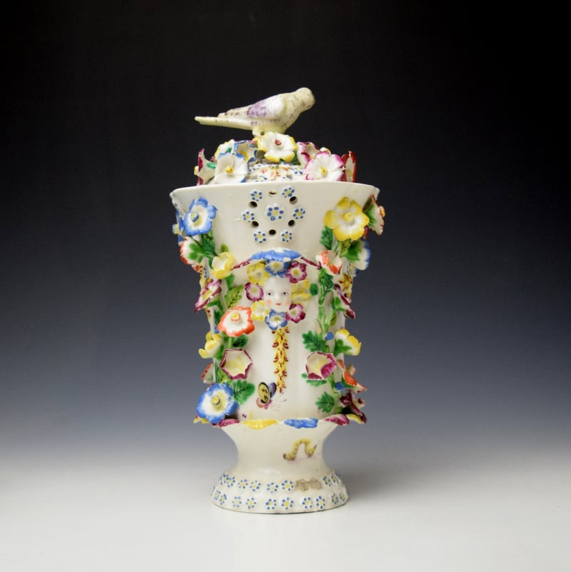 Bow Frill Vase and Cover c1760 (5)