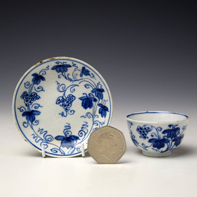Grapevine Pattern Toy Teabowl and Saucer c1760-65