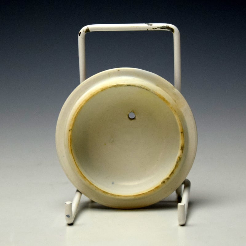 Bow Lady Holding a Flower Pattern Teapot and Cover c1765-70 (10)