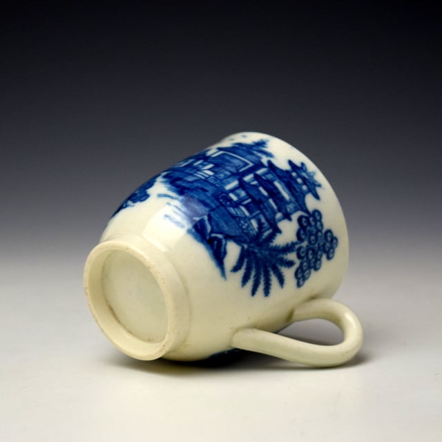 Caughley Bandstand Pattern Coffee Cup c1780-99 (6)