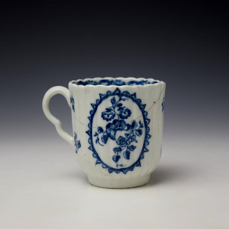 Caughley Fruit and Wreath Pattern Fluted Coffee Cup and Saucer c1778-88 (4)