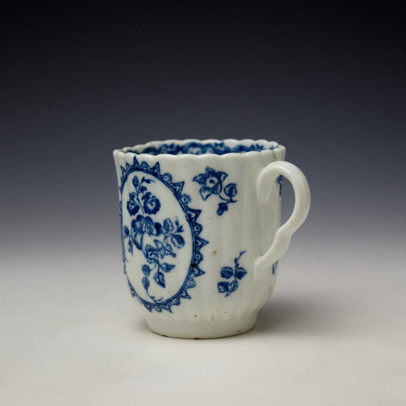 Caughley Fruit and Wreath Pattern Fluted Coffee Cup and Saucer c1778-88 (6)