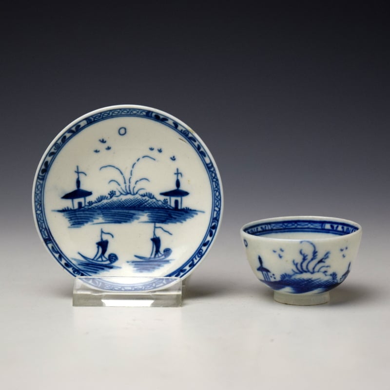 Caughley Island Pattern Toy Teabowl and Saucer c1778-92 (1)