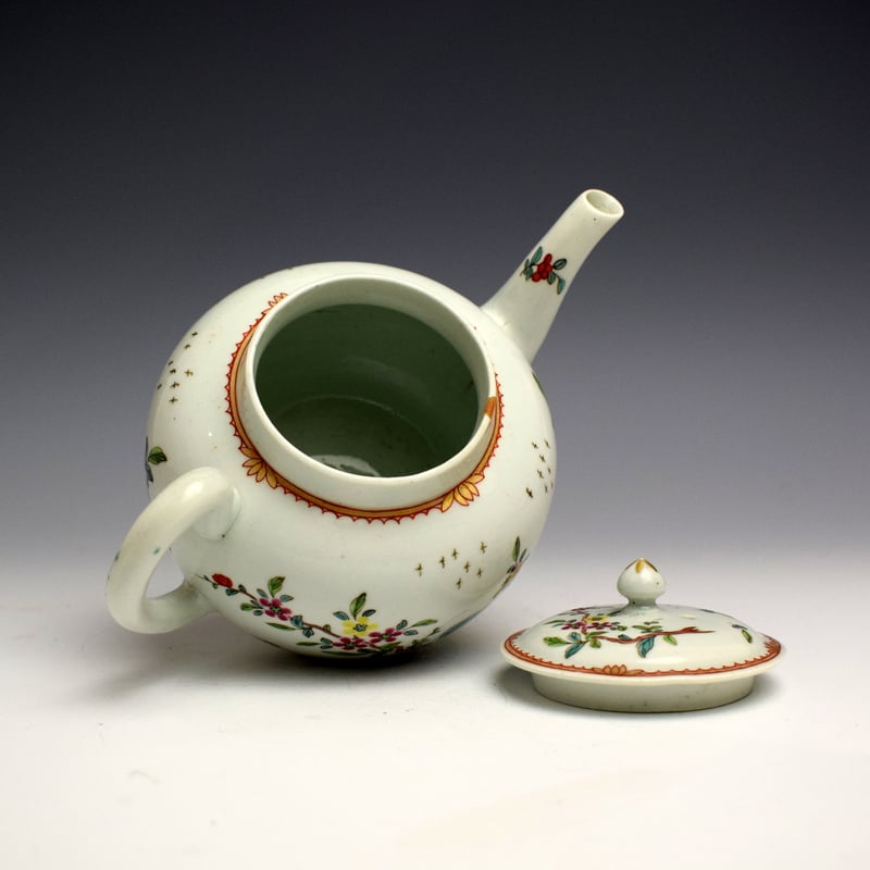 Early Worcester Famille Rose Style Teapot c1758-60 (5)