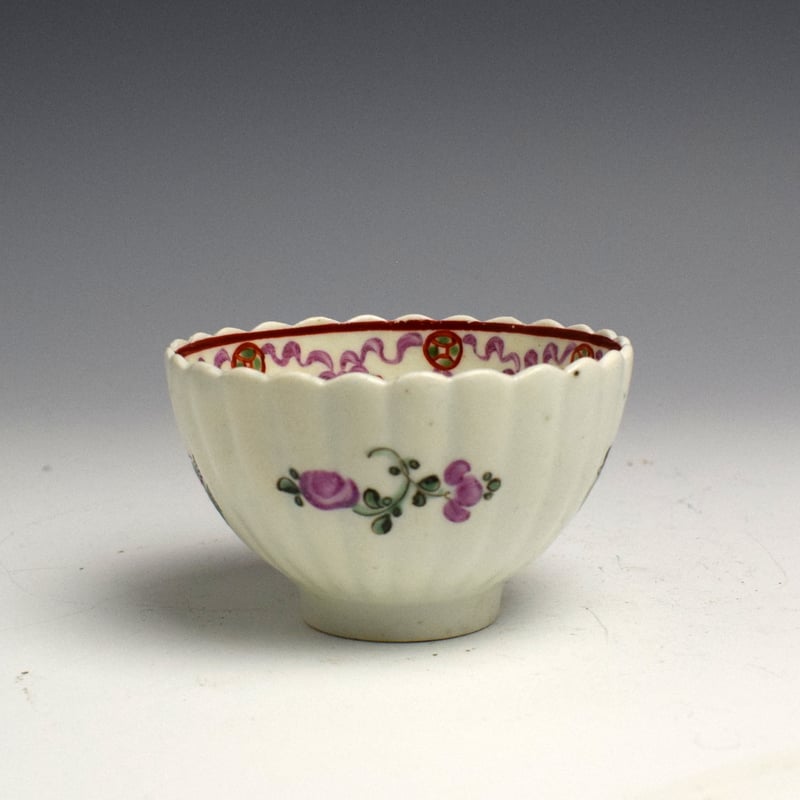 Fluted Lowestoft Floral Spray Decorated Tea Bowl c1780 (3)