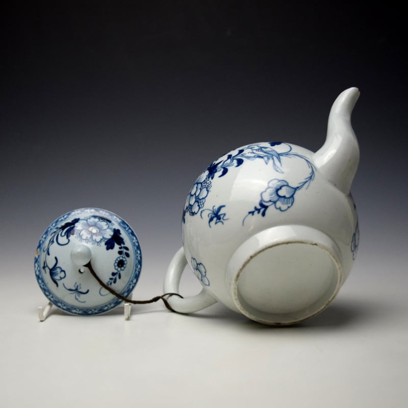 Liverpool Philip Christian Bird on a Branch Pattern Teapot cover and Stand c1766-70 (9)
