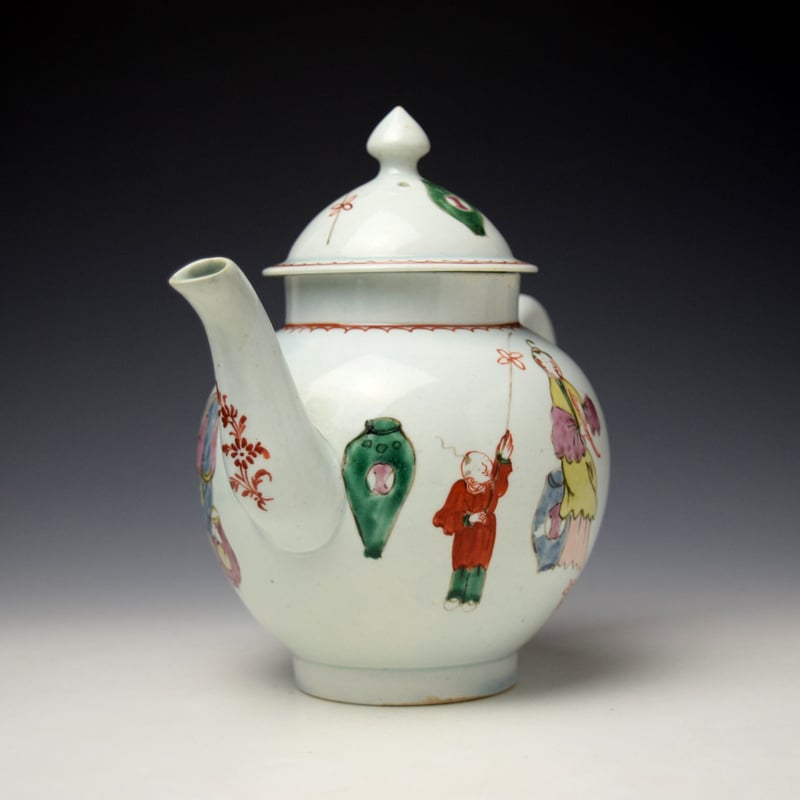 Liverpool Philip Christian Mandarin Koto Player Pattern Teapot and Cover c1770-75 (2)