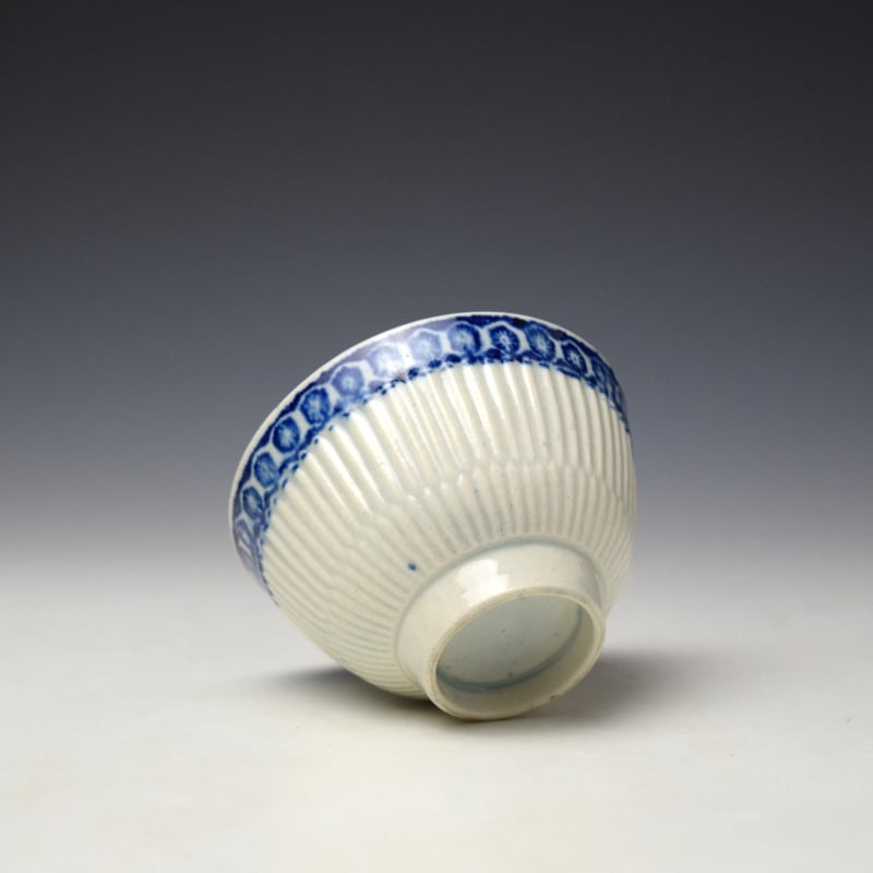 Liverpool Seth Pennington Cell Border Ribbed Teabowl and Saucer c1785-95 (4)