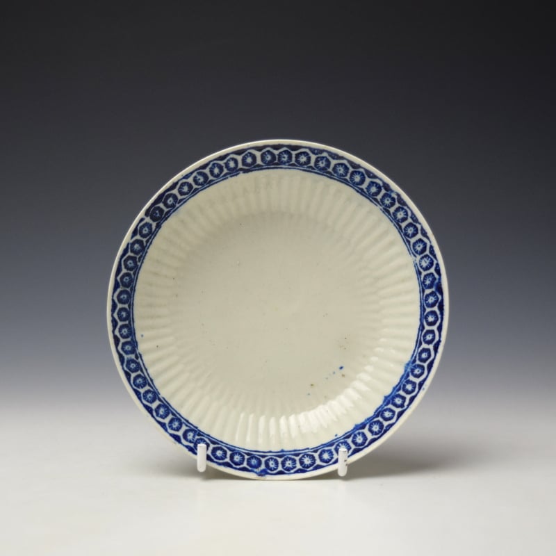 Liverpool Seth Pennington Cell Border Ribbed Teabowl and Saucer c1785-95 (5)