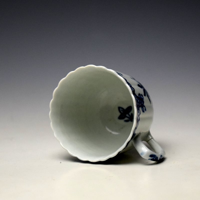 Liverpool William Reid Stylised Florets Pattern Fluted Coffee Cup c1756-60 (6)