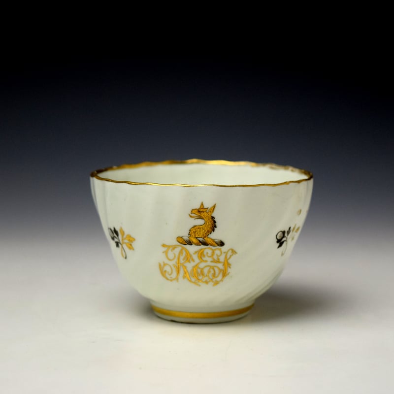 Lowestoft Armorial Trio c1795-1800 (8)