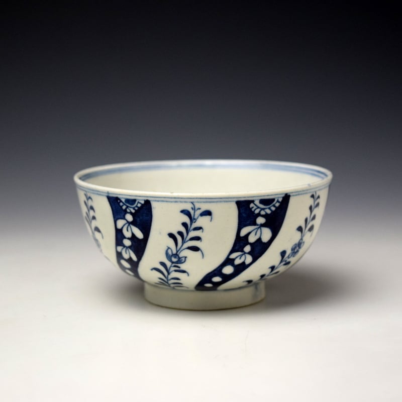 Lowestoft Blue Queen Charlotte Pattern Sugar Bowl c1770-75 (1)