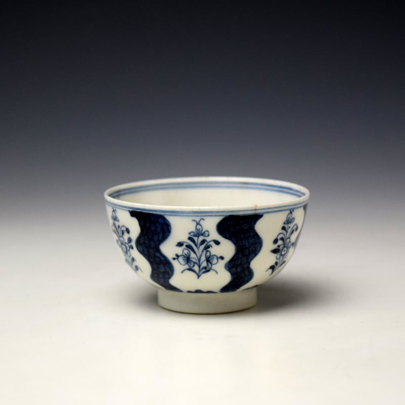 Lowestoft Childs Size Robert Browne Pattern Teabowl and Saucer c1770-80 (3)