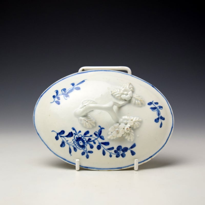 Lowestoft Daisy Pattern Butter Tub Cover and Stand c1770-75 (9)