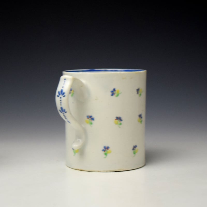 Lowestoft ER 1793 Cornflower Sprigs Pattern Small Mug (4)