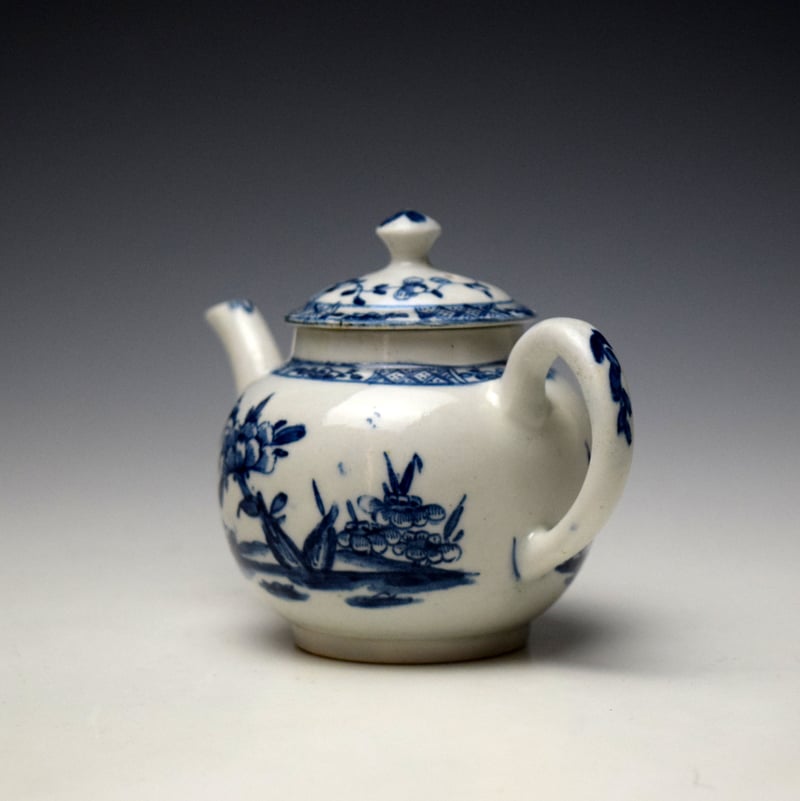 Lowestoft Early Flowering Plants Pattern Miniature Teapot and Cover c1760-64 (6)