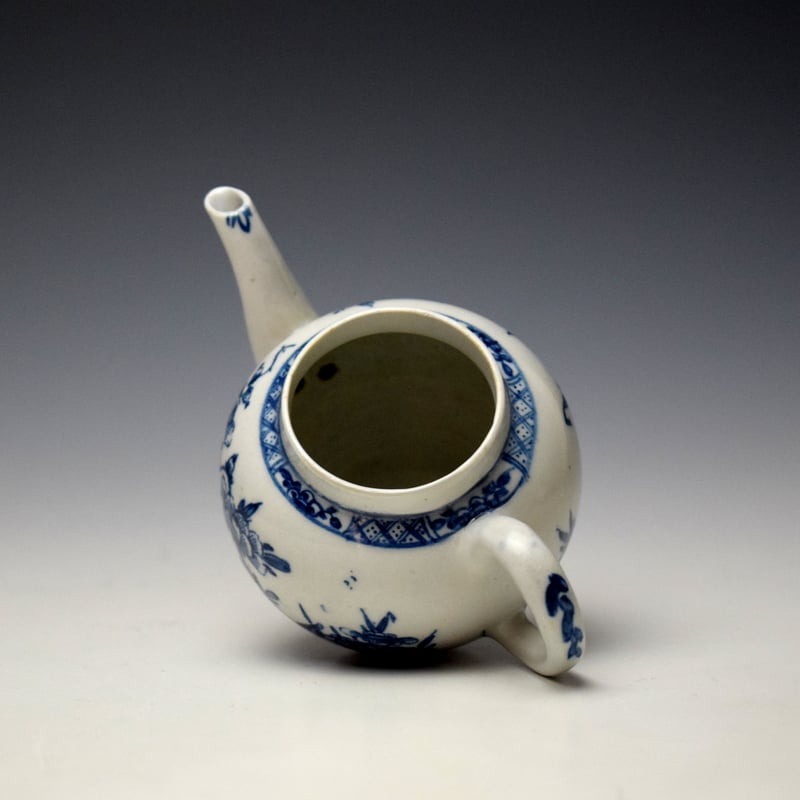 Lowestoft Early Flowering Plants Pattern Miniature Teapot and Cover c1760-64 (7)