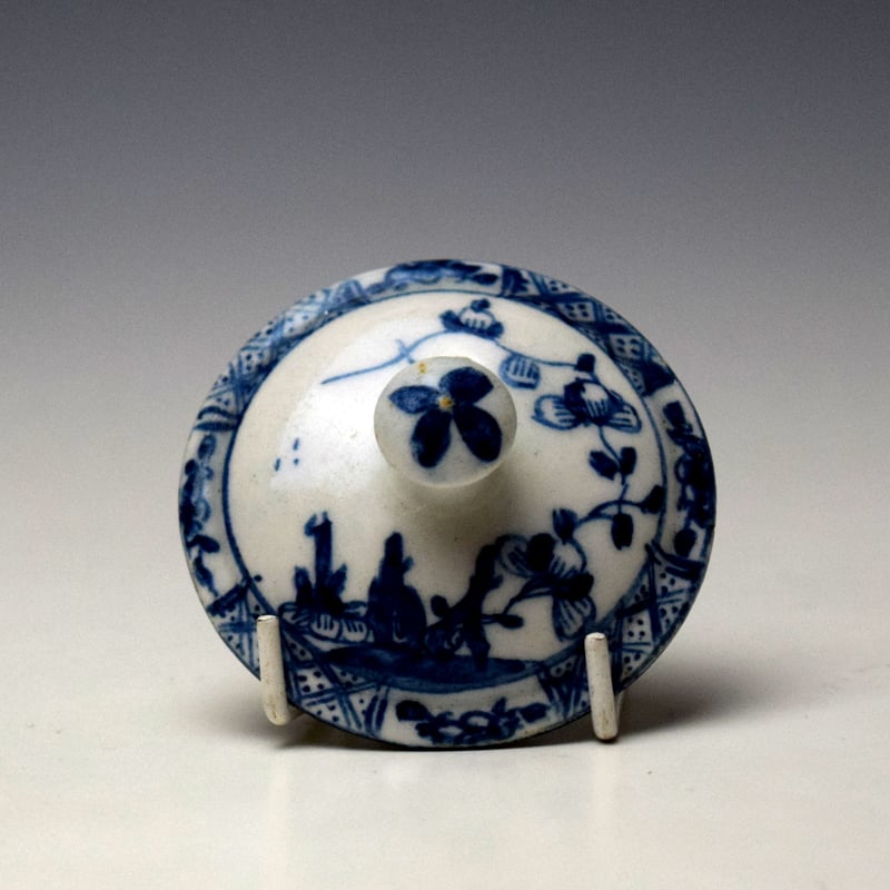 Lowestoft Early Flowering Plants Pattern Miniature Teapot and Cover c1760-64 (9)