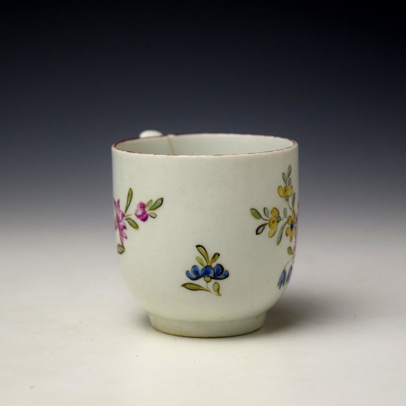 Lowestoft Early Rose and Floral Sprays Pattern Coffee Cup c1768-72 (2)