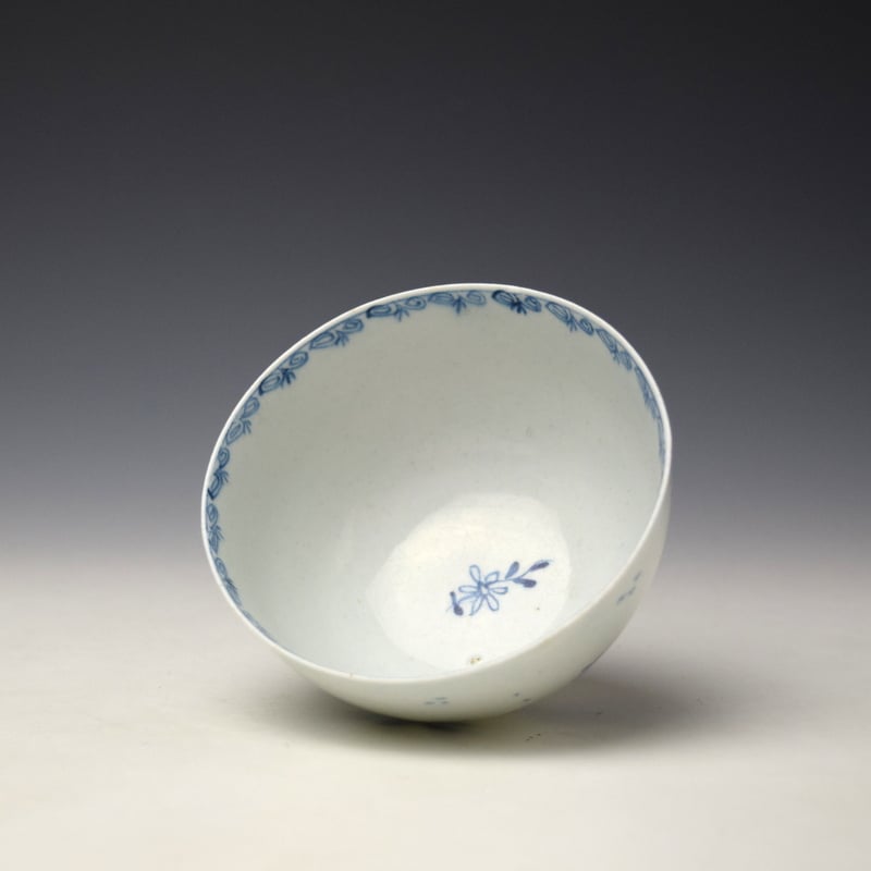 Lowestoft Elizabeth Johnson Pattern Large Teabowl c1765-68 (4)