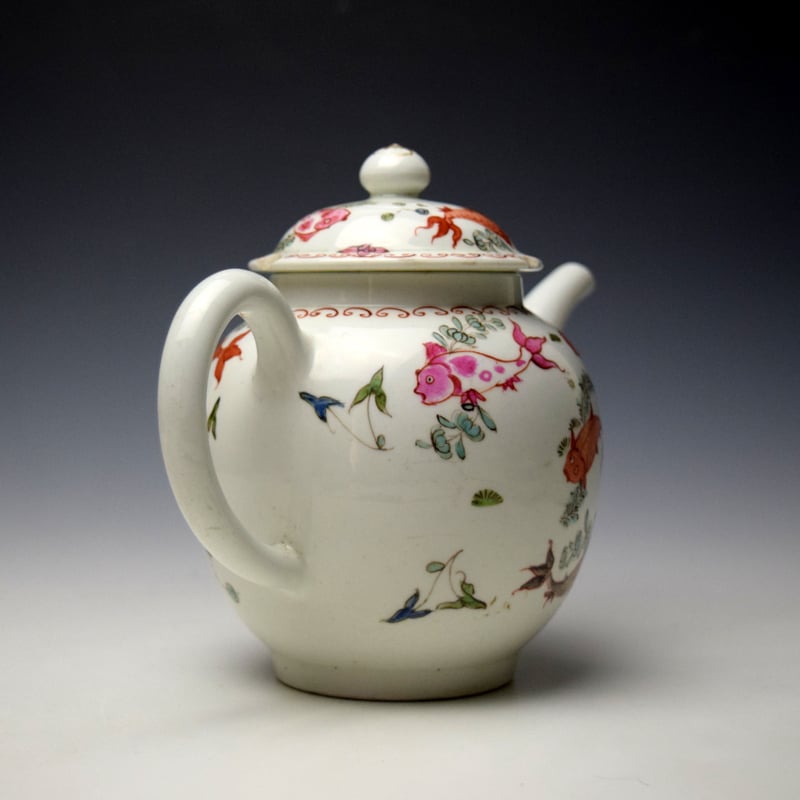 Lowestoft Fish Pattern Teapot and Cover c1775-80 (3)