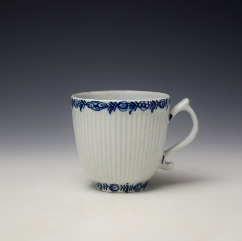 Lowestoft Floral Band Pattern Ribbed Coffee Cup c1762-65 (1)