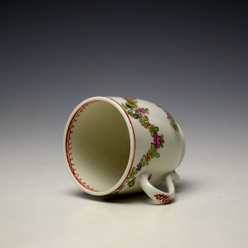 Lowestoft Floral Garland Pattern Coffee Cup c1780-85 (5)