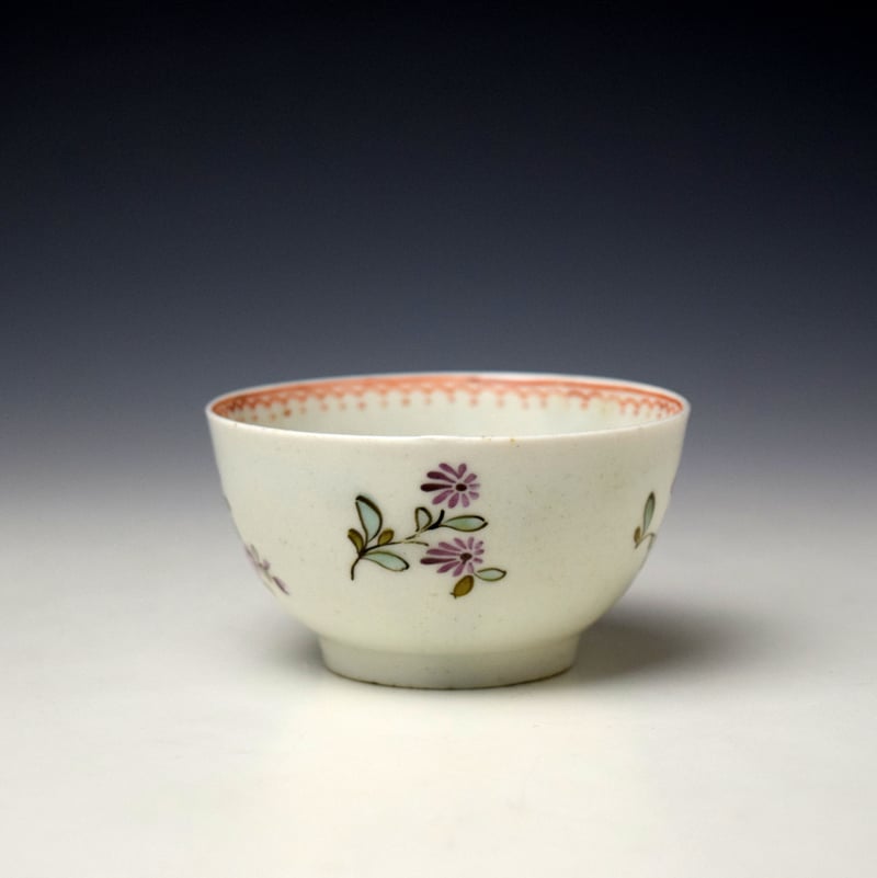 Lowestoft Floral Pattern Teabowl and saucer c1770-75 (5)