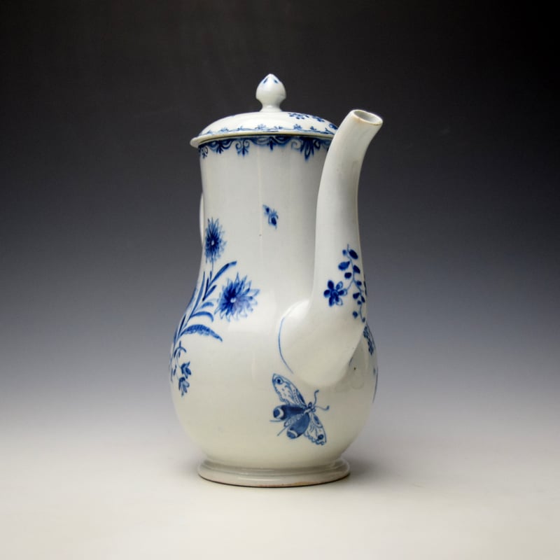Lowestoft Floral and Moth Pattern Coffee Pot and Cover c1765-68 (3)