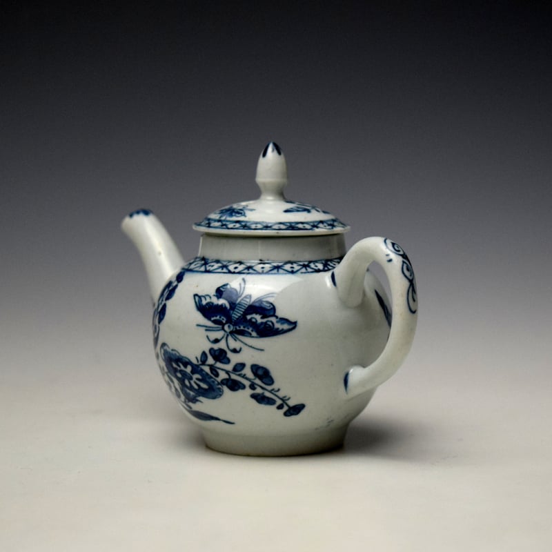 Lowestoft Flower and Moth Pattern Toy Teapot and Cover c1765-68 (7)