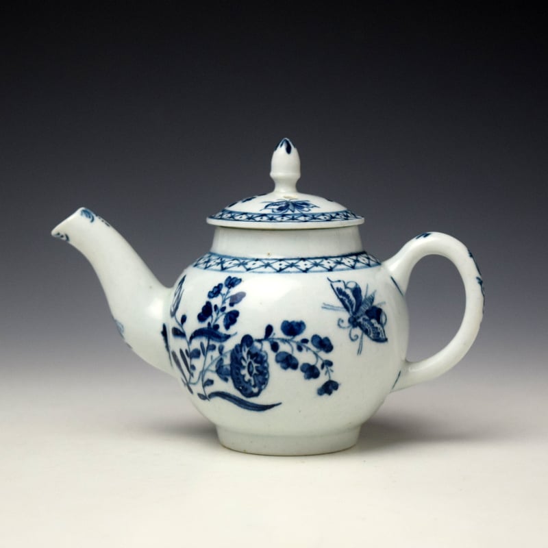 Lowestoft Flower and Moth Pattern Toy Teapot and Cover c1765-70 Ex Godden Refference Collection (2)