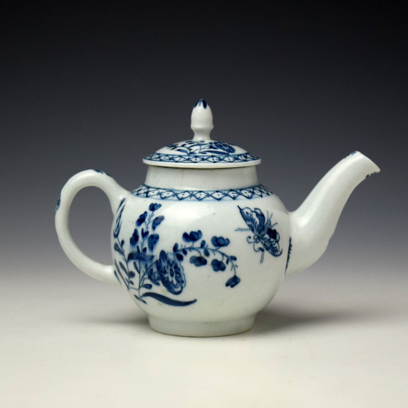 Lowestoft Flower and Moth Pattern Toy Teapot and Cover c1765-70 Ex Godden Refference Collection (5)