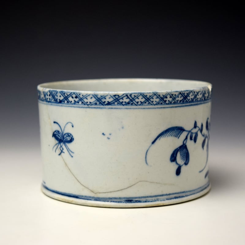Lowestoft Flowering Root Pattern Potting Pot c1760-65 (3)
