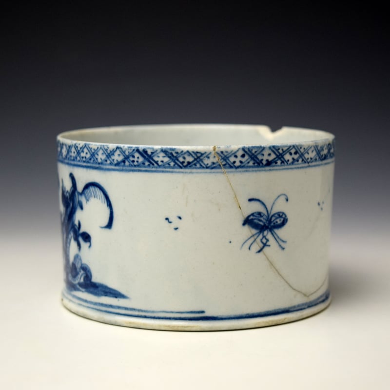 Lowestoft Flowering Root Pattern Potting Pot c1760-65 (4)