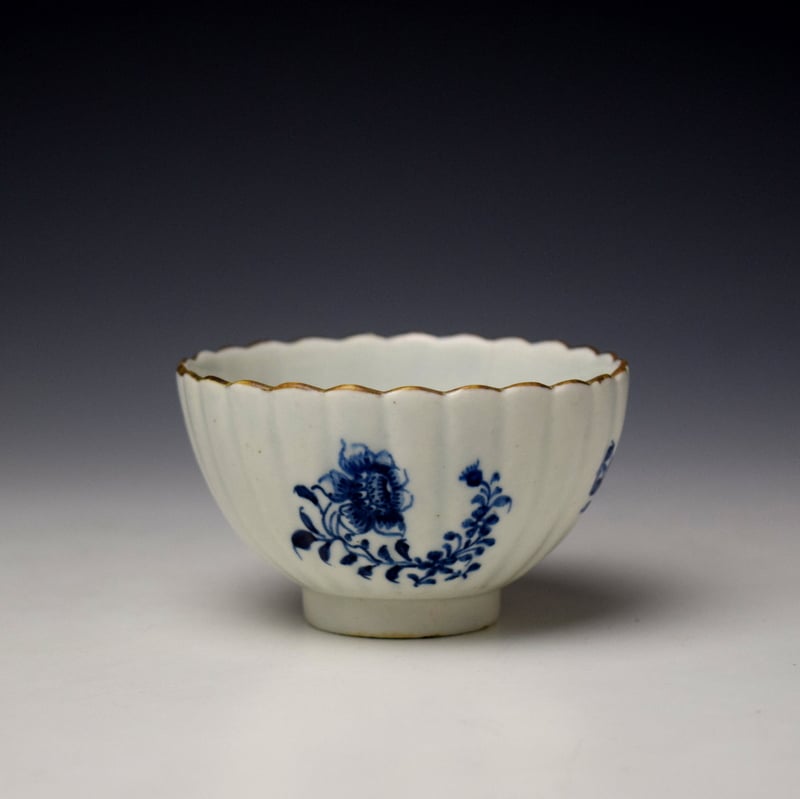 Lowestoft Fluted Floral Sprays Pattern Teabowl and Saucer c1785-90 (2)