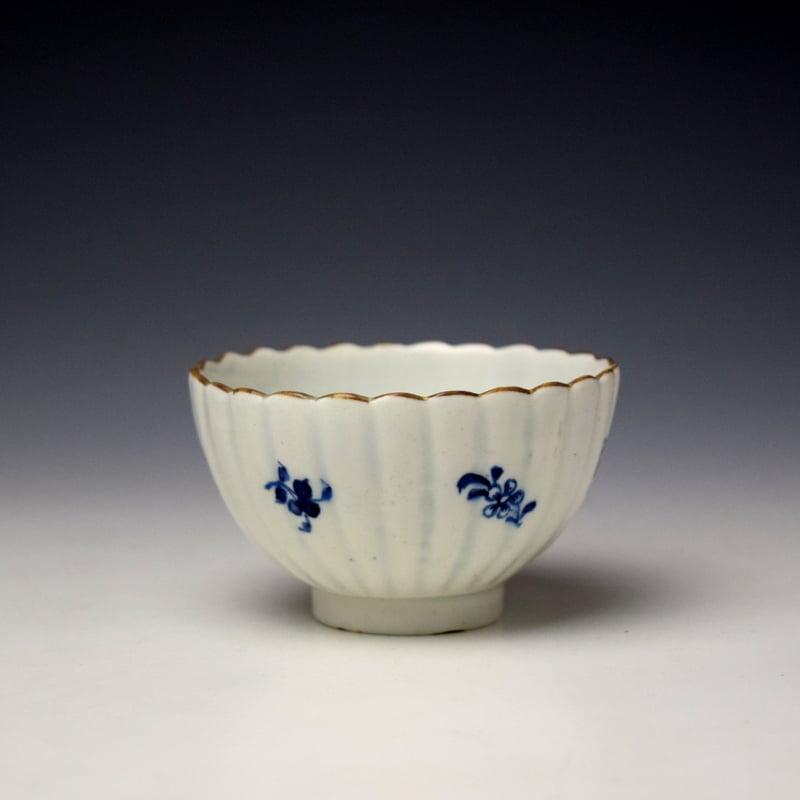 Lowestoft Fluted Floral Sprays Pattern Teabowl and Saucer c1785-90 (5)