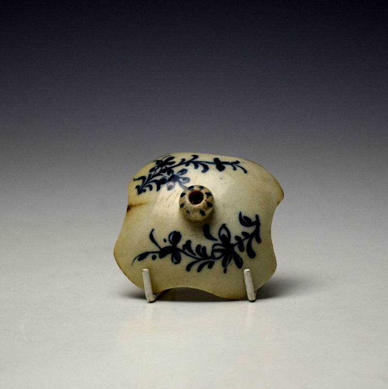 Lowestoft Food Warmer c1765-70 (13)