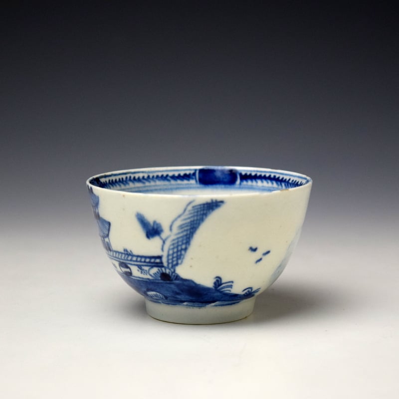 Lowestoft Gatehouse and Walled Garden Pattern Teabowl and Saucer c1785-90 (4)