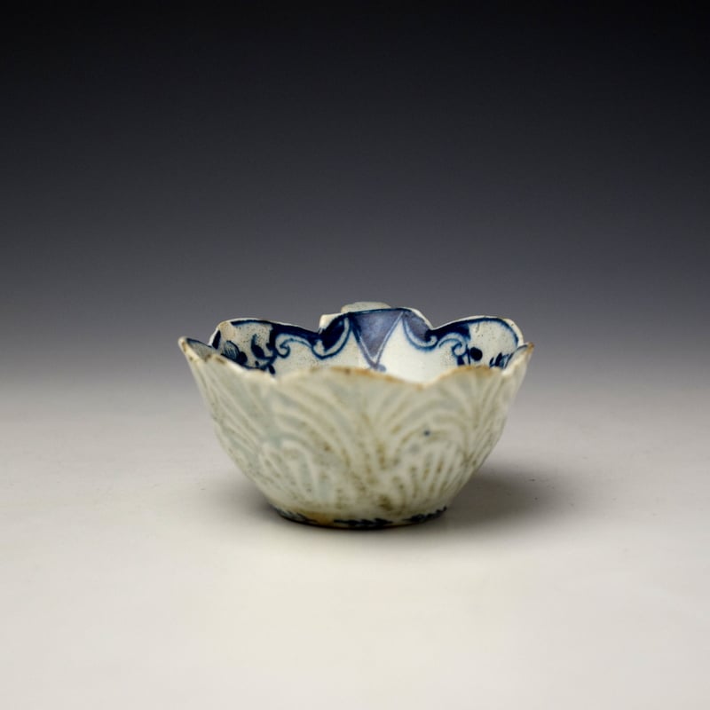 Lowestoft Geranium Leaf Moulded Butterboat c1770 (4)