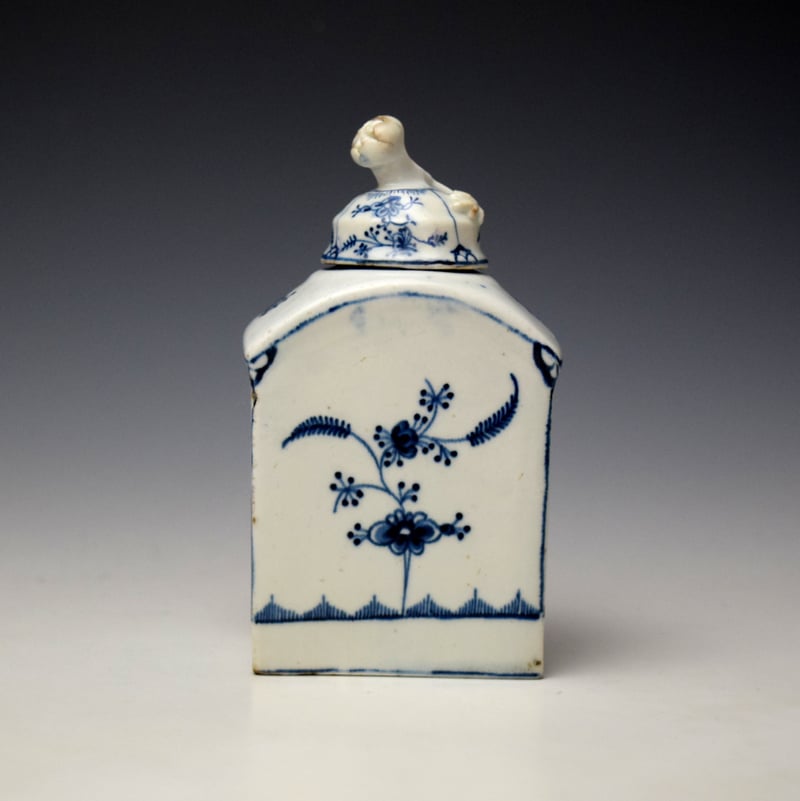 Very Rare Immortelle Pattern Tea Canister and Cover c1770-75