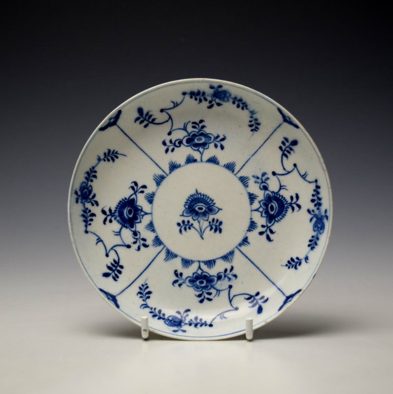 Lowestoft Immortelle Pattern Teacup and Saucer c1770-75 (9)