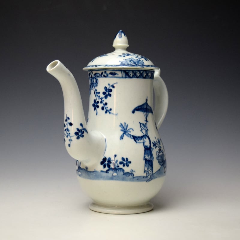 Lowestoft Lady With Parasol and Urn of Flowers Pattern Small Coffee Pot and Cover c1768-72 (3)